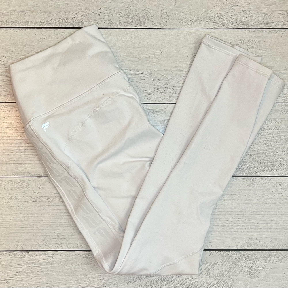 Fabletics white powerhold leggings medium
